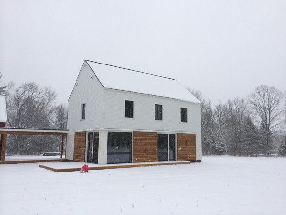 Hayfield_snow_WEB