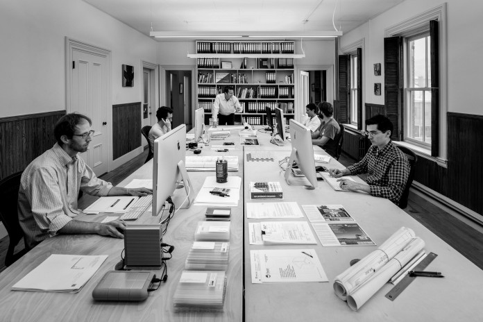 3_office_int_trent bell